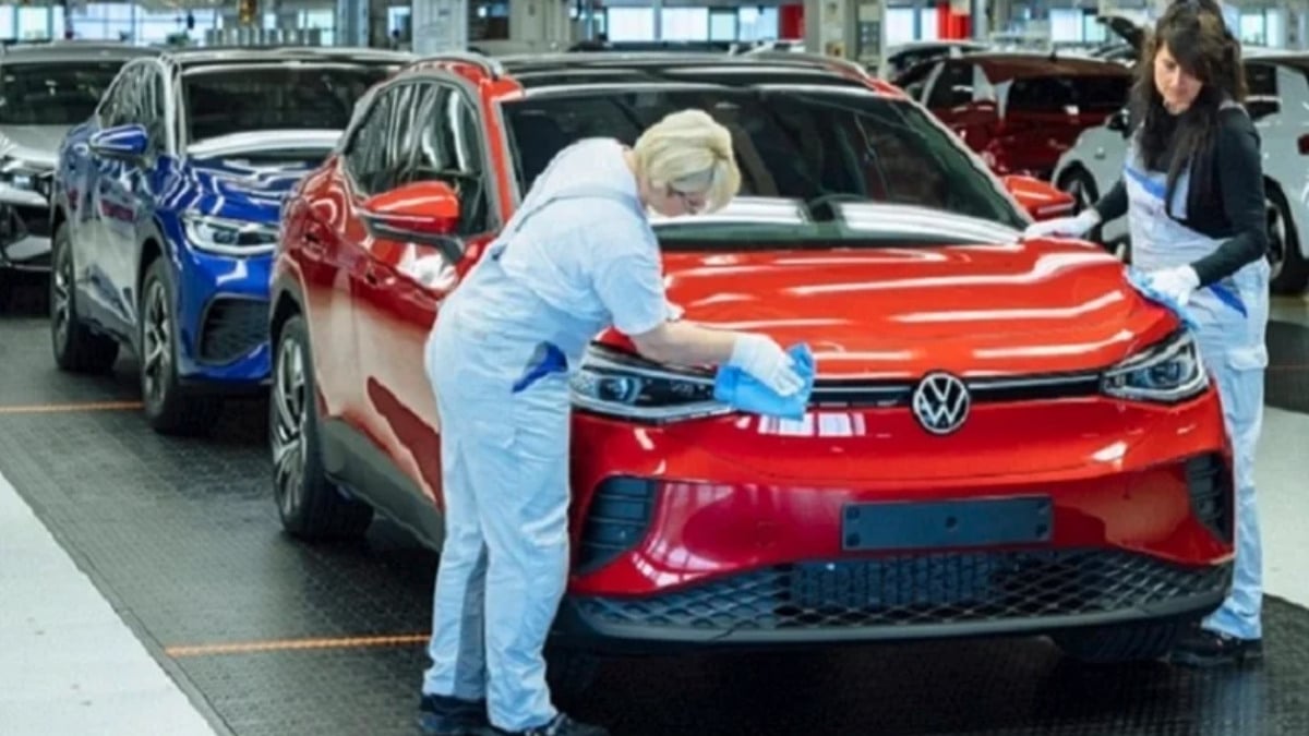 Volkswagen, Almanya’daki fabrikasında elektrikli araç üretimini durdurdu