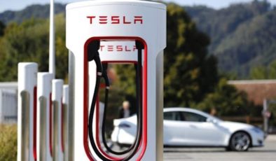 Tesla, dünyanın en büyük Supercharger istasyonunu kuracak
